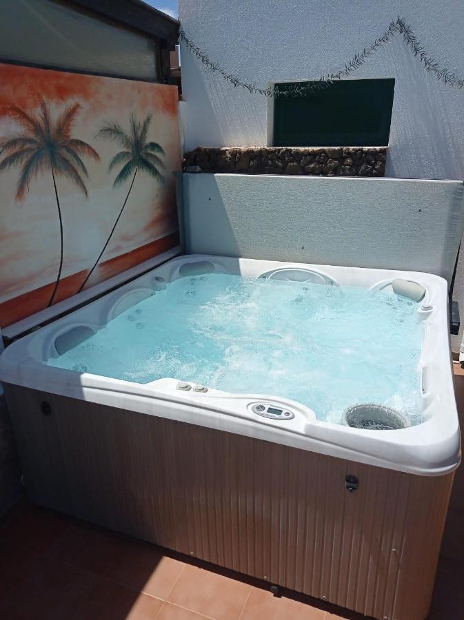 Casa Orilla! Beautiful Private Holiday Villa With Hot Tub La Oliva Extérieur photo